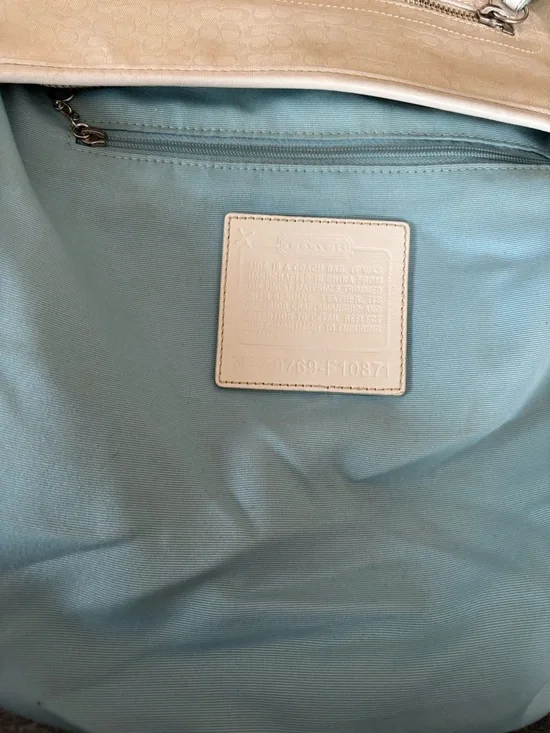 Coach A0769-F10871 Floral Bee Signature Mini C White Duffle Crossbody GUC - Picture 13 of 16